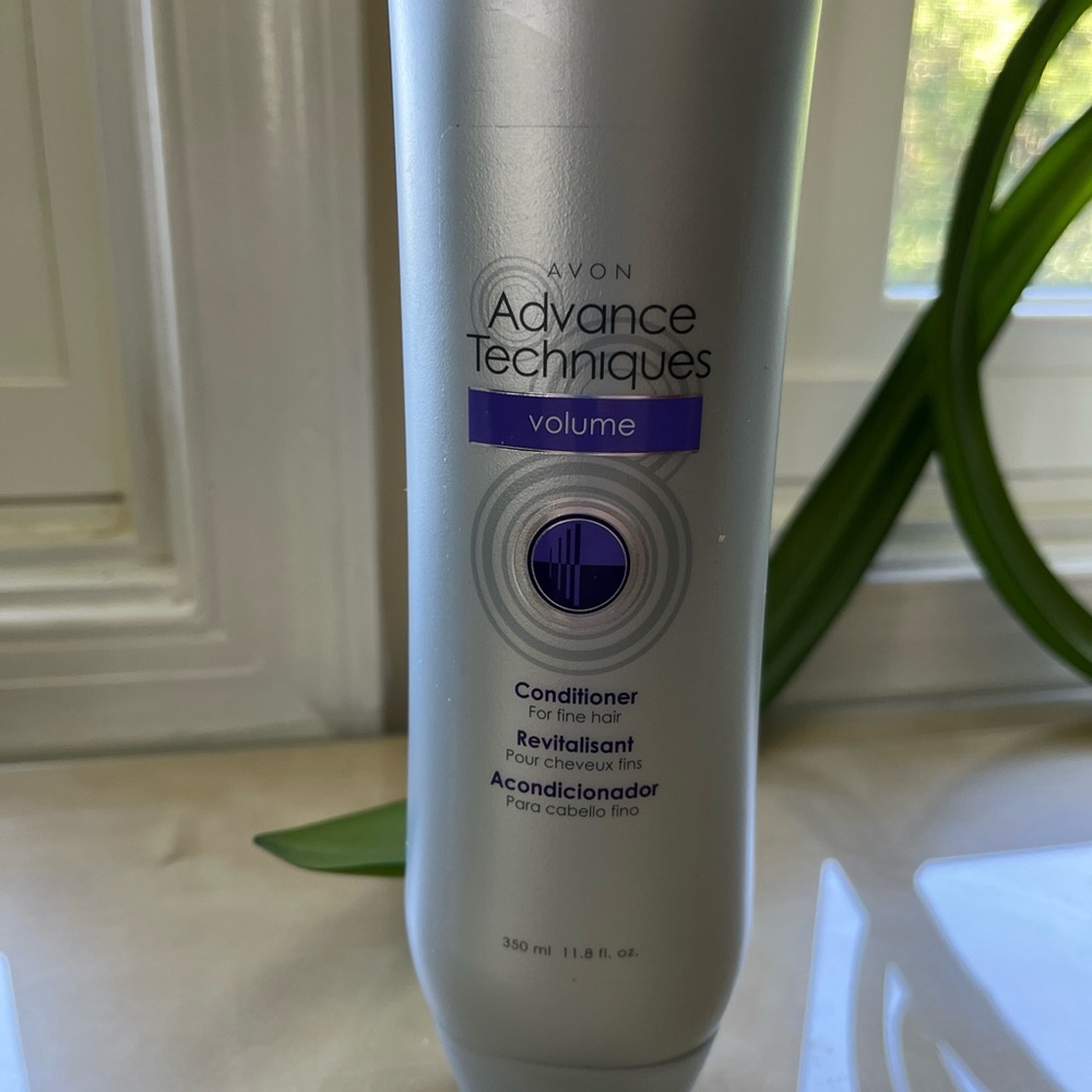 COPY - Avon Advance Techniques ‘Volumizing’ Conditioner
